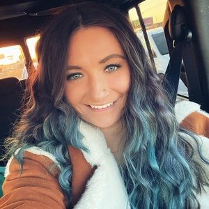 Meet your Posher, Briana